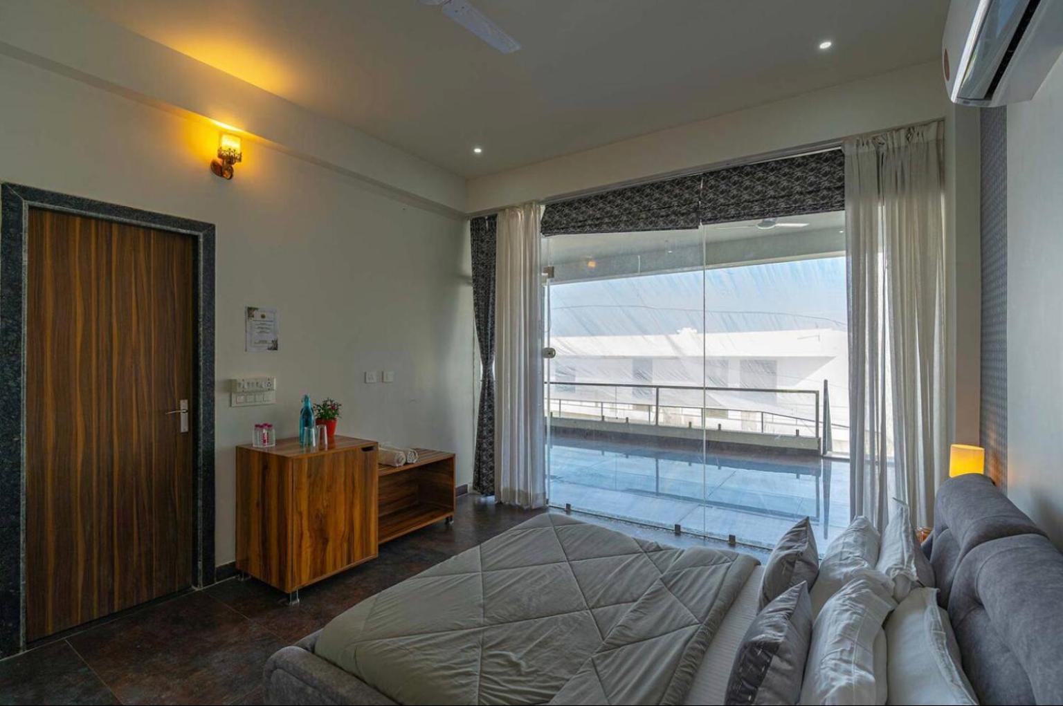 ג'איפור Iris Heaven'Z By Radha Rani Resort מראה חיצוני תמונה