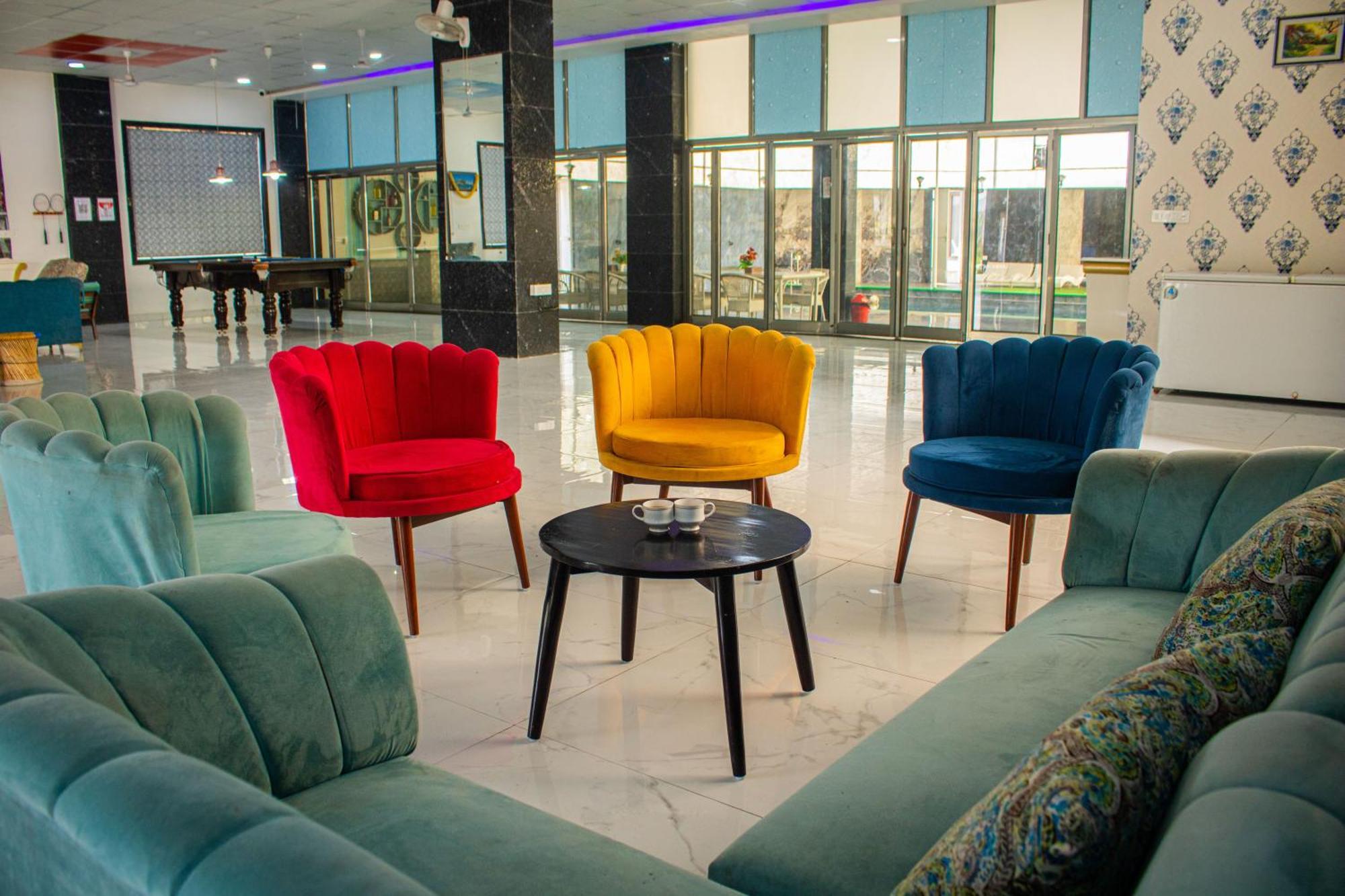 ג'איפור Iris Heaven'Z By Radha Rani Resort מראה חיצוני תמונה